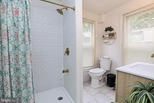 1229 W Norwegian St, Pottsville, PA 17901 - Photo 24