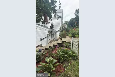 1229 W Norwegian Street, Pottsville, PA 17901 - Photo 4