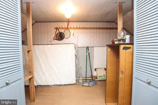 1229 W Norwegian St, Pottsville, PA 17901 - Photo 36