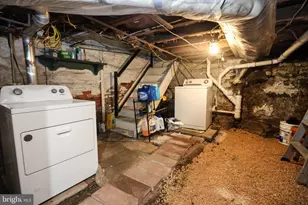 1229 W Norwegian St, Pottsville, PA 17901 - Photo 38