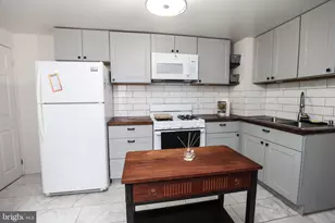 1229 W Norwegian St, Pottsville, PA 17901 - Photo 16