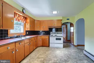 1647 Ridge Rd, Klingerstown, PA 17941 - Photo 8