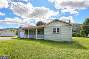 1647 Ridge Rd, Klingerstown, PA 17941 - Photo 2