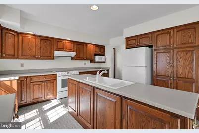 1408 W Maple Street, Valley View, PA 17983 - Photo 22