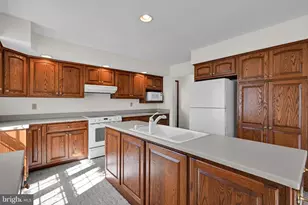 1408 W Maple St, Valley View, PA 17983 - Photo 22
