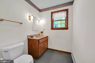 1408 W Maple St, Valley View, PA 17983 - Photo 38