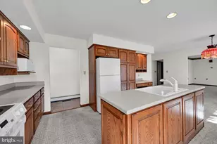 1408 W Maple St, Valley View, PA 17983 - Photo 18