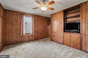1022 W Main St, Valley View, PA 17983 - Photo 12