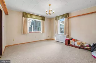 1022 W Main St, Valley View, PA 17983 - Photo 14