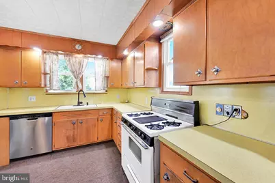 635 Altamont Boulevard, Frackville, PA 17931 - Photo 14