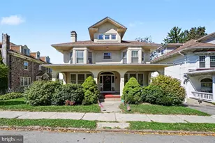 1812 Mahantongo St, Pottsville, PA 17901 - Photo 2