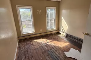 37 Lafayette St, Tamaqua, PA 18252 - Photo 4