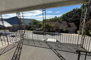 37 Lafayette St, Tamaqua, PA 18252 - Photo 8
