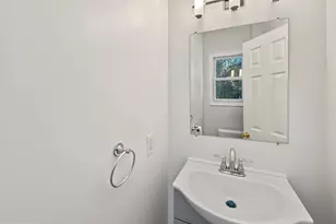 617 N 7th St, Pottsville, PA 17901 - Photo 8