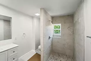 617 N 7th St, Pottsville, PA 17901 - Photo 12