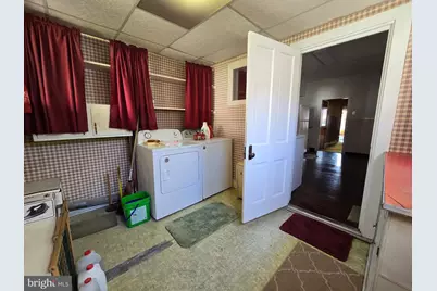 44 W Wiggan Street, New Philadelphia, PA 17959 - Photo 8