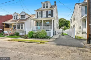 404 S Front St, Saint Clair, PA 17970 - Photo 2