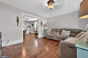 404 S Front St, Saint Clair, PA 17970 - Photo 6