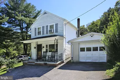 86 Caroline Avenue, Pottsville, PA 17901 - Photo 2