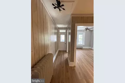 517 W Norwegian Street, Pottsville, PA 17901 - Photo 2