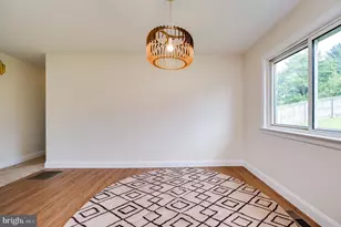 525 E Mifflin St, Orwigsburg, PA 17961 - Photo 12