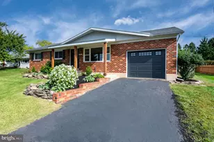 525 E Mifflin St, Orwigsburg, PA 17961 - Photo 2