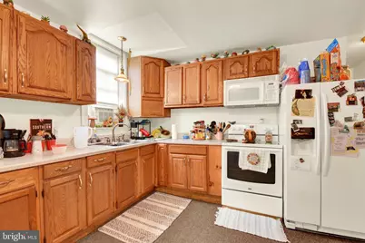 2633 W Main Street, Spring Glen, PA 17978 - Photo 24