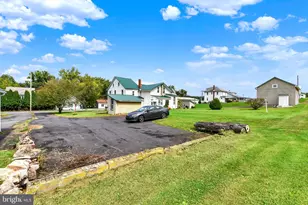 2633 W Main St, Spring Glen, PA 17978 - Photo 36