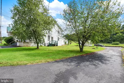 2633 W Main Street, Spring Glen, PA 17978 - Photo 38