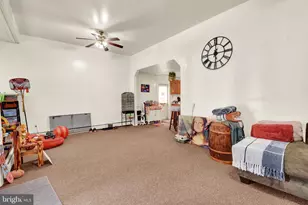 2633 W Main St, Spring Glen, PA 17978 - Photo 22