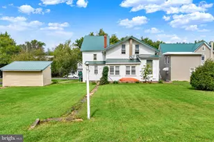 2633 W Main St, Spring Glen, PA 17978 - Photo 34