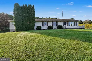 299 Little Mountain Rd, Ringtown, PA 17967 - Photo 2