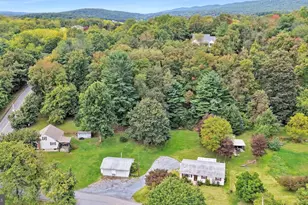 45 N Lake Dr, Pottsville, PA 17901 - Photo 2