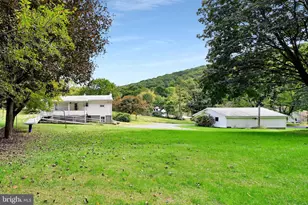 45 N Lake Dr, Pottsville, PA 17901 - Photo 34