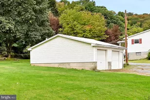 45 N Lake Dr, Pottsville, PA 17901 - Photo 36