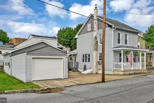 215 Willing St, Pottsville, PA 17901 - Photo 34
