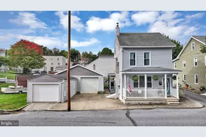 215 Willing Street, Pottsville, PA 17901 - Photo 2