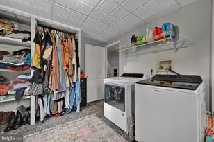 215 Willing St, Pottsville, PA 17901 - Photo 30