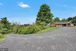 423 Hickory Dr, Auburn, PA 17922 - Photo 68