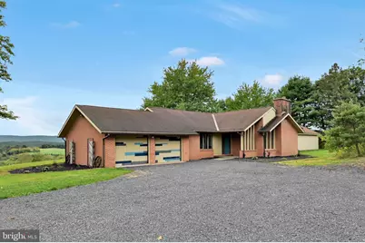 423 Hickory Drive, Auburn, PA 17922 - Photo 1