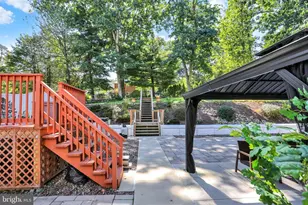 2305 W Market St, Pottsville, PA 17901 - Photo 16