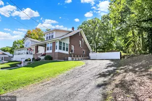 2305 W Market St, Pottsville, PA 17901 - Photo 6