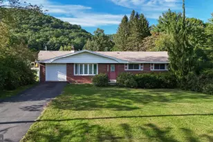 297 E Main St, Tamaqua, PA 18252 - Photo 1