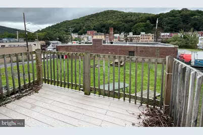 407 Hamilton Street, Pottsville, PA 17901 - Photo 18