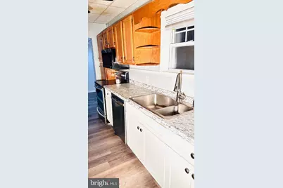 13 N 2nd Street, Saint Clair, PA 17970 - Photo 6