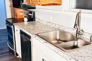 13 N 2nd St, Saint Clair, PA 17970 - Photo 6