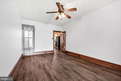 1802 E Elk Avenue, Pottsville, PA 17901 - Photo 8