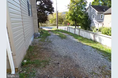 562 S Suedberg Road, Pine Grove, PA 17963 - Photo 6