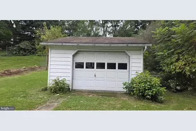 36 Bull Run Street, Coaldale, PA 18218 - Photo 18