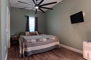 148 N 3rd, Saint Clair, PA 17970 - Photo 10